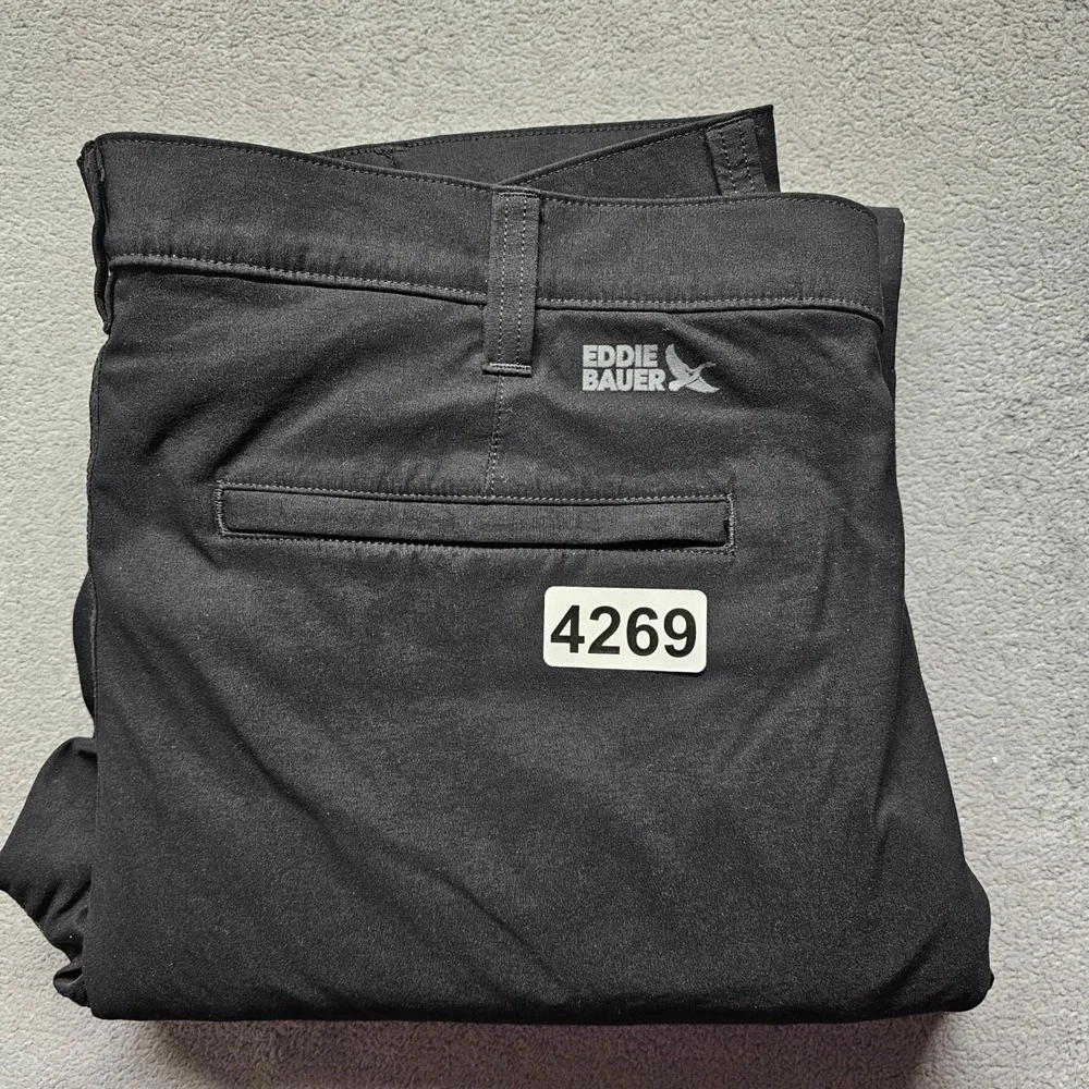Eddie Bauer Tech Hiking Cargo Pants Mens 40x30 Black Fleece Lined Stretch Winter